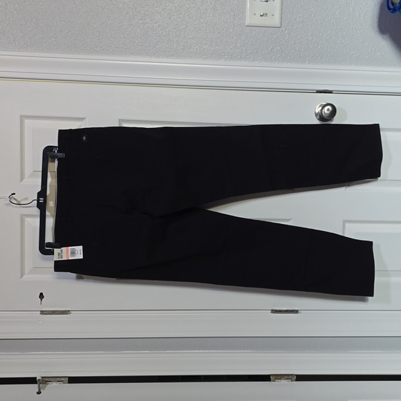 Dockers Men's Athletic Fit Ultimate Chino Pants with Smart 360 Flex, 34Wx32L - Picture 6 of 6